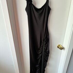 Elegant Black Evening Dress
